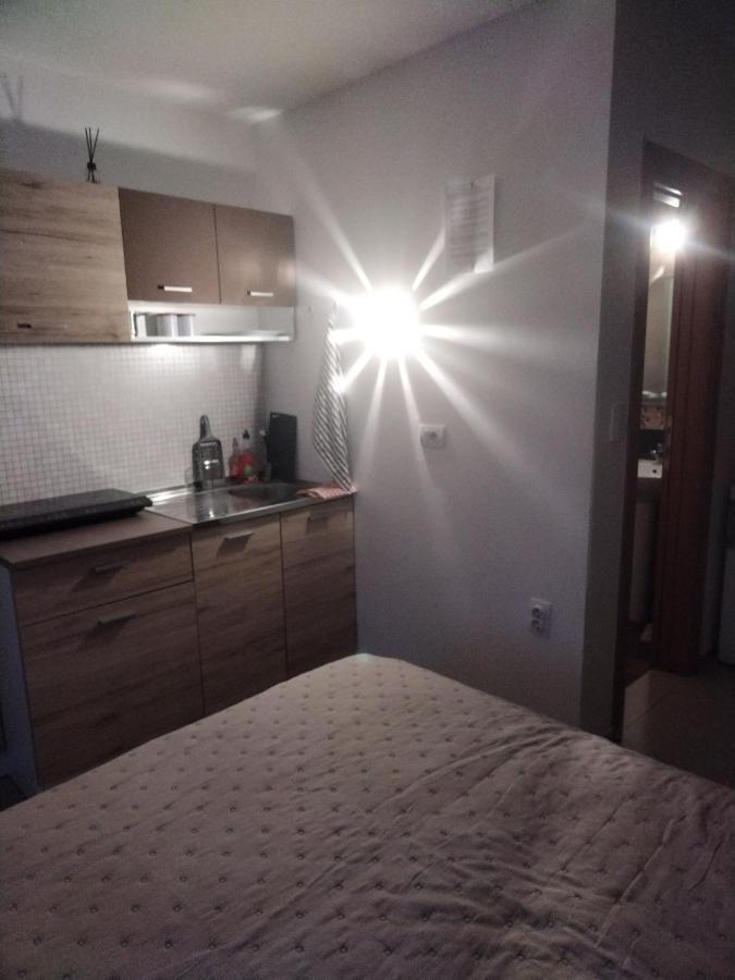 Apartament Studio Apartman Mir Kanjiža Zewnętrze zdjęcie