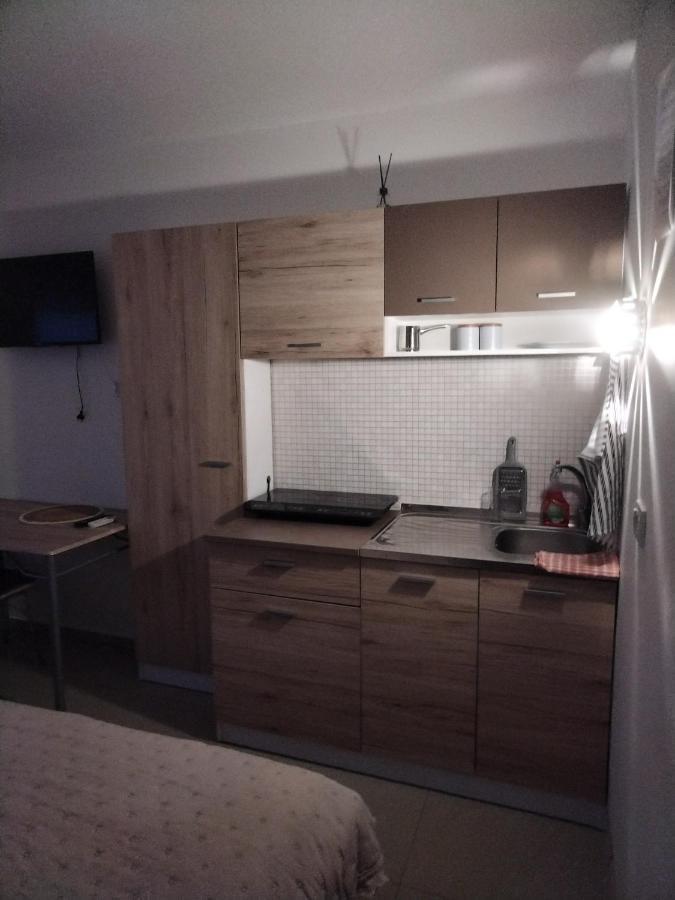 Apartament Studio Apartman Mir Kanjiža Zewnętrze zdjęcie